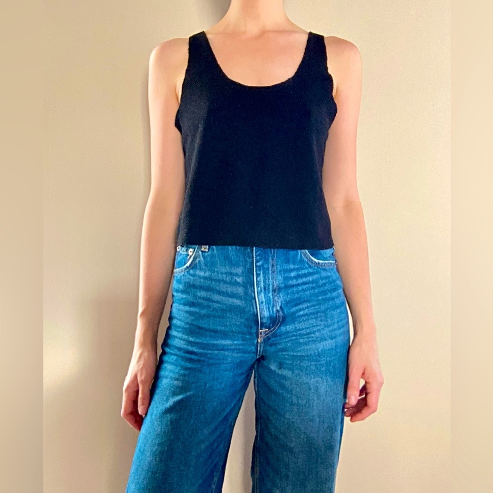 Black knit crop top tank